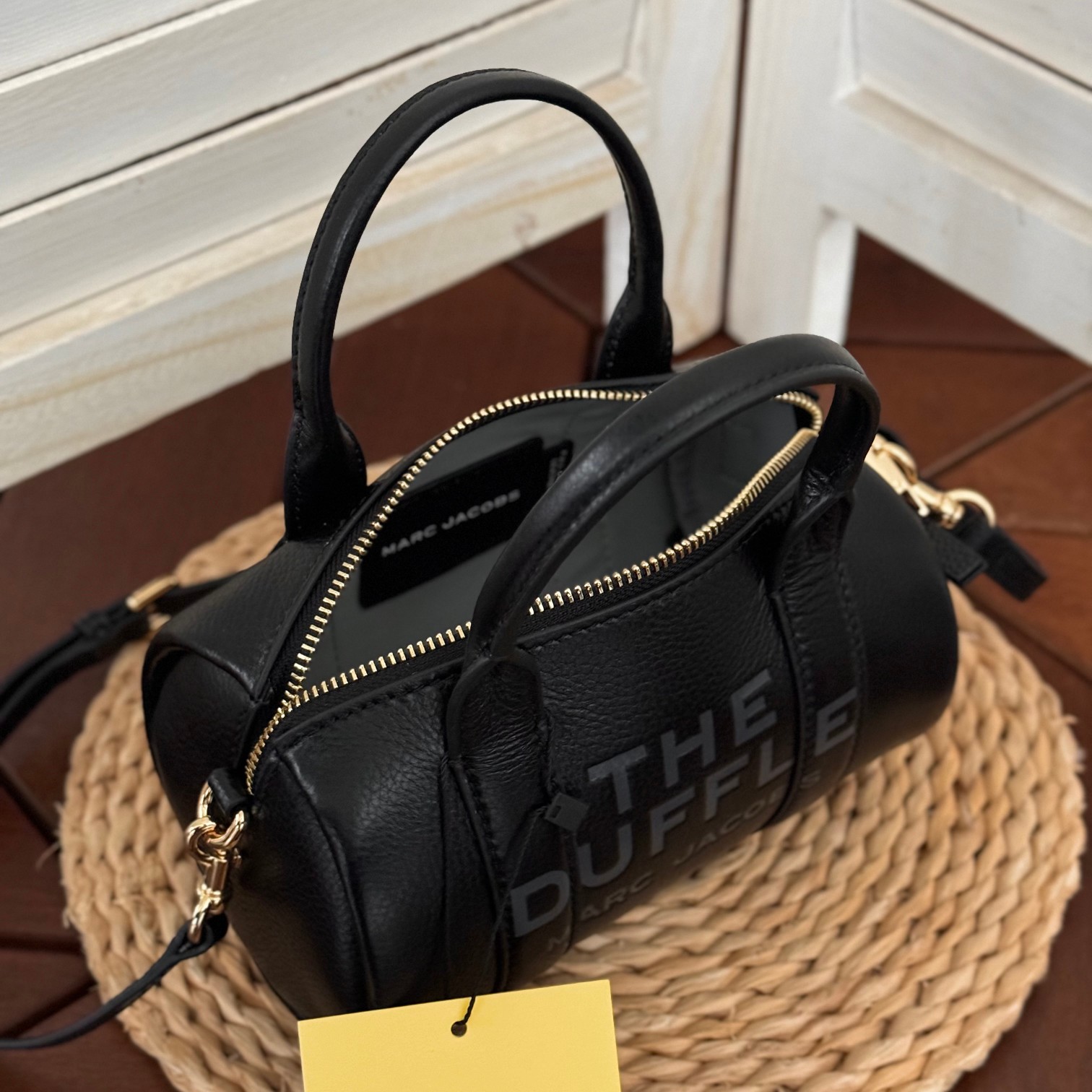 Marc Jacobs 黑色 Mj圆筒包3⃣ 色 尺寸:20*12*12
