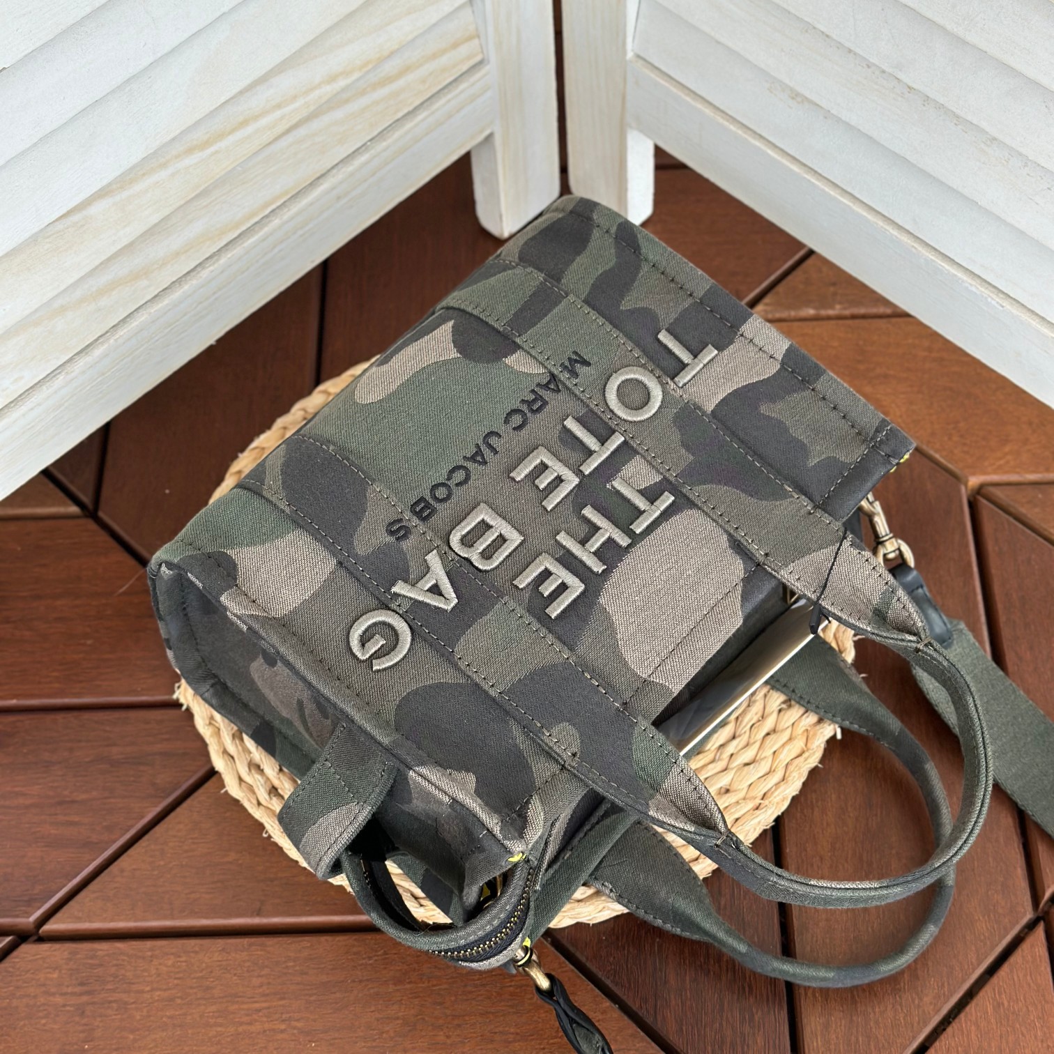Marc Jacobs 迷彩色托特迷你号26cm
