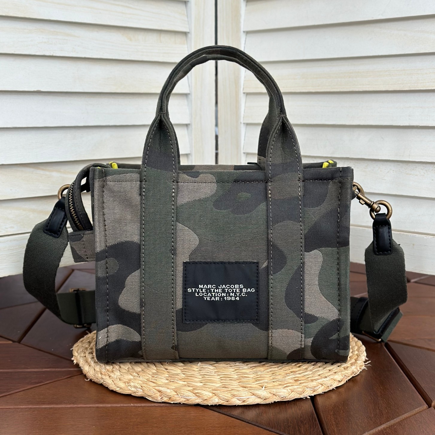 Marc Jacobs 迷彩色托特迷你号26cm