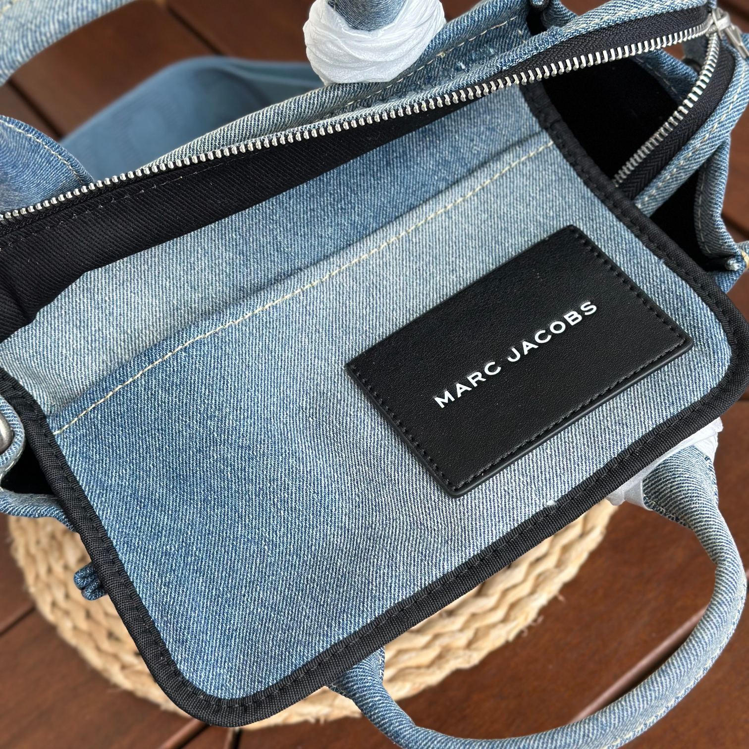 Marc Jacobs ～新款牛仔布镶钻迷你号26cm