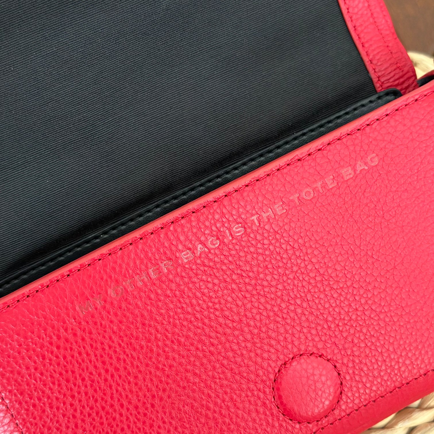 Marc Jacobs ～迷你盖头斜挎包 红色