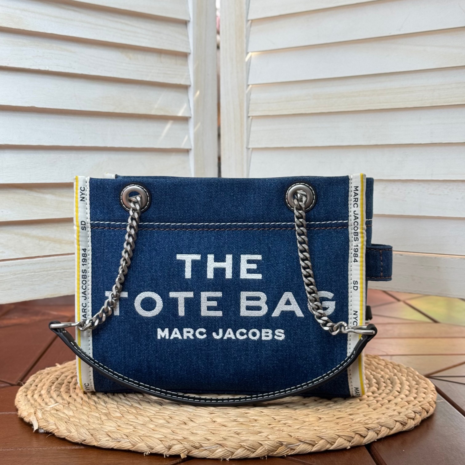 Marc Jacobs ～新款链条托特 水洗牛仔蓝 迷你号