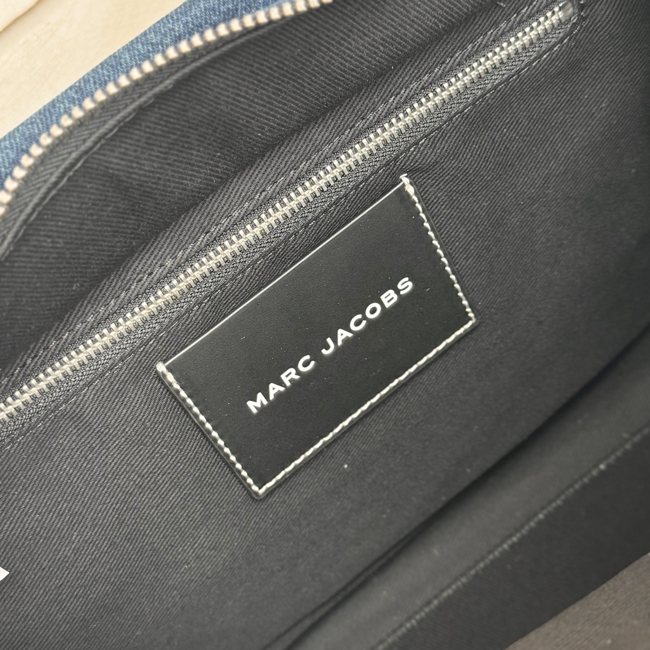 Marc Jacobs ～新款链条托特 水洗牛仔蓝小号