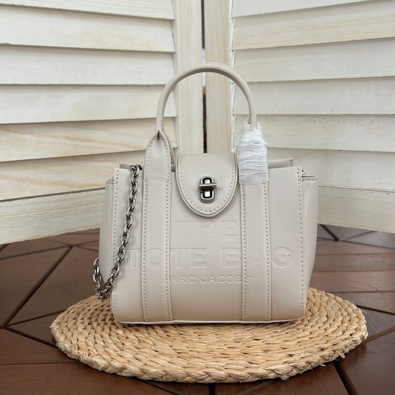 Marc Jacobs ～新款牛皮链条斜挎迷你手提包白色