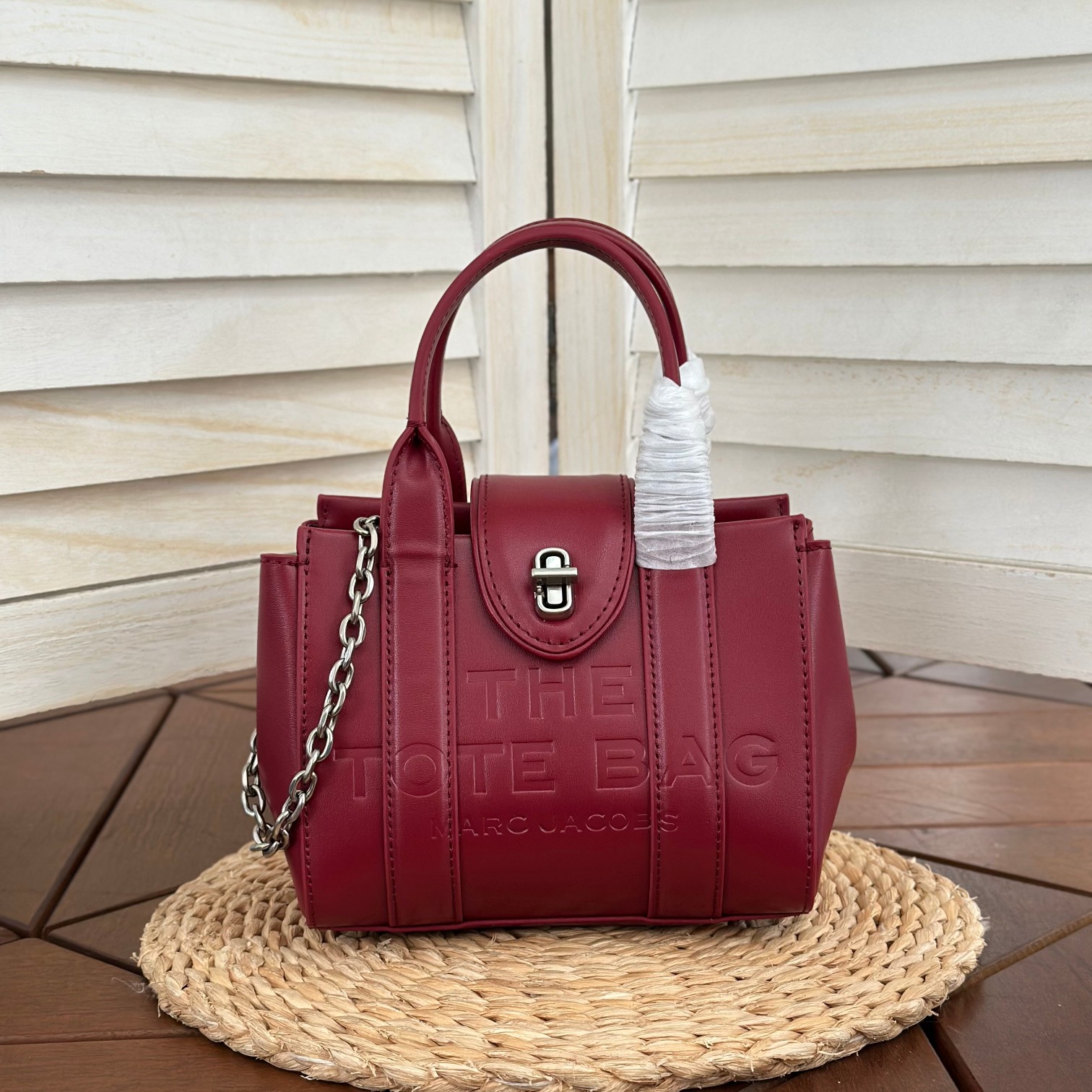 Marc Jacobs ～新款牛皮链条斜挎迷你手提包酒红色