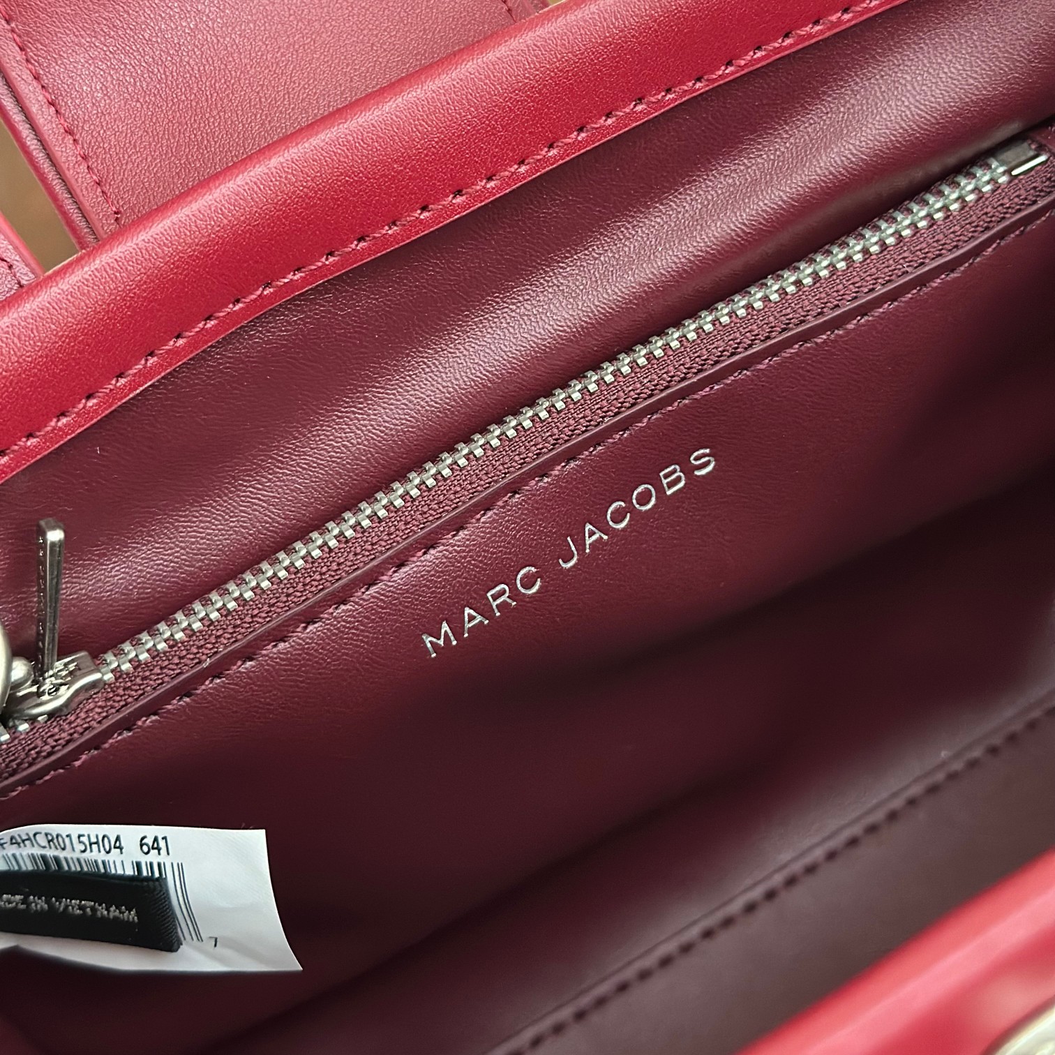 Marc Jacobs ～新款牛皮链条斜挎迷你手提包酒红色
