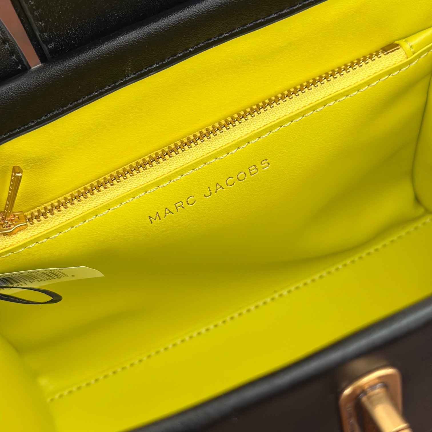Marc Jacobs ～新款牛皮链条斜挎迷你手提包黑色