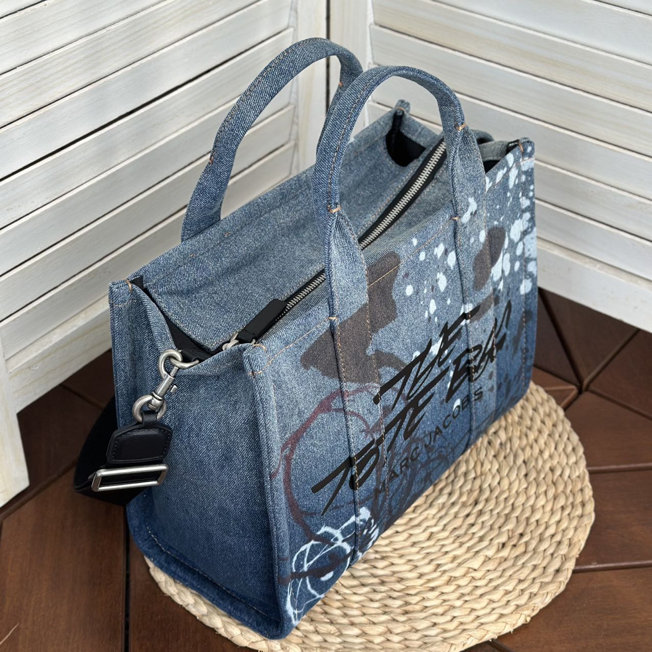 Marc Jacobs 新款牛仔涂鸦限定联名款