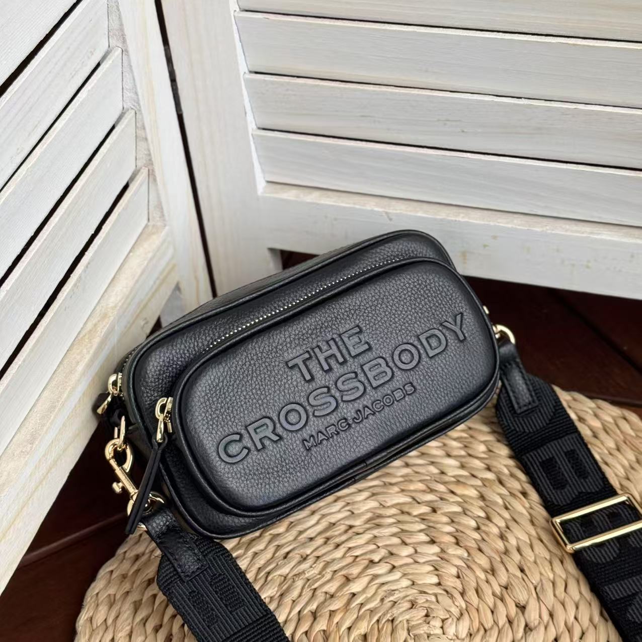 Marc Jacobs ～新款双层斜挎包黑色