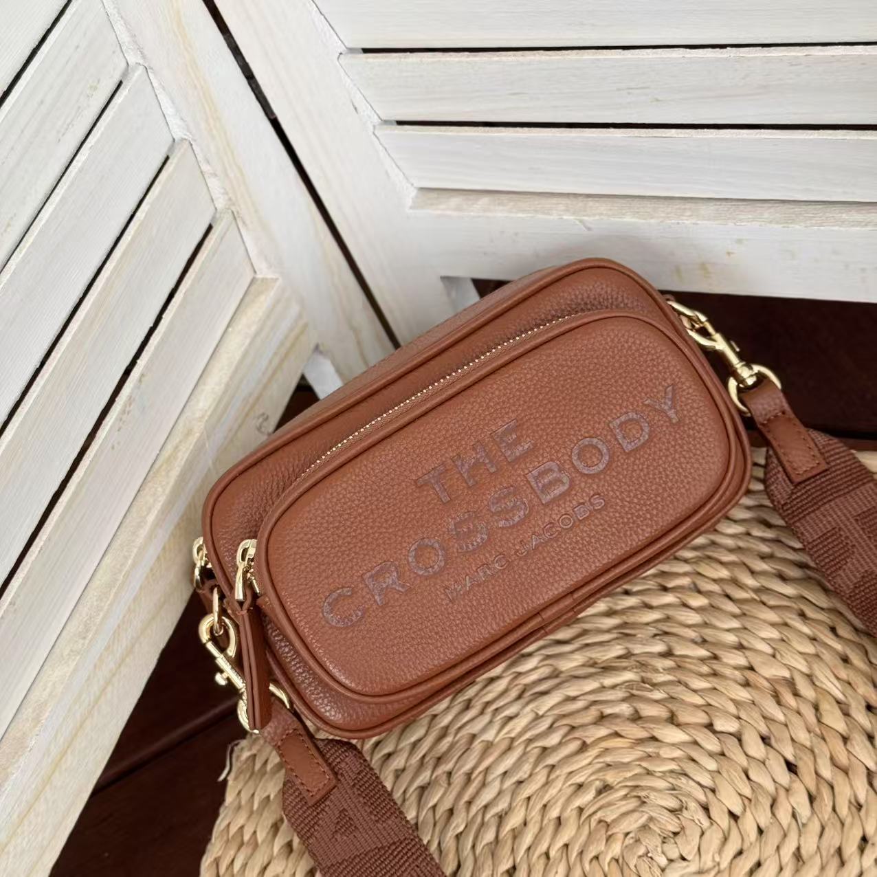 Marc Jacobs ～双层斜挎包棕色