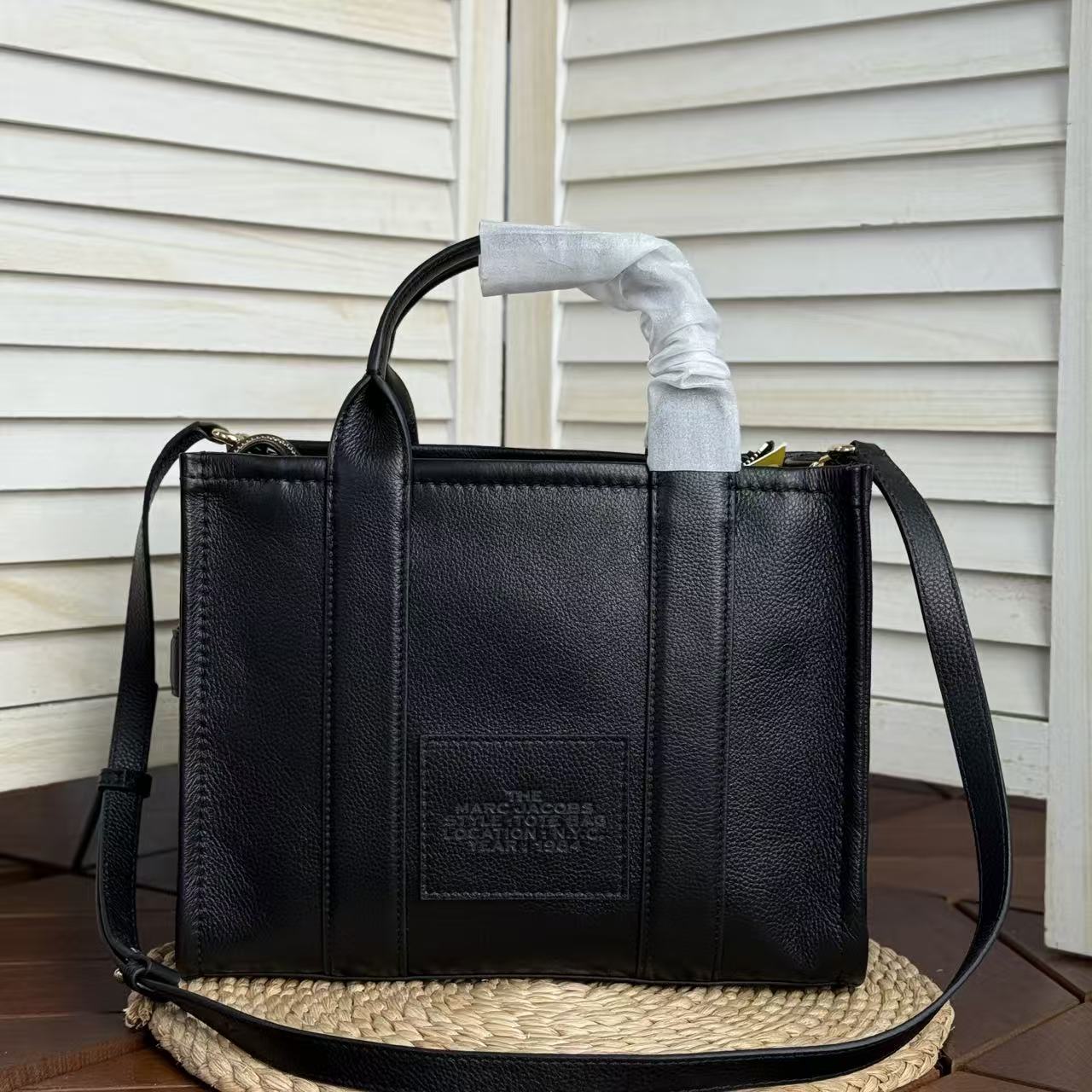 Marc Jacobs ～托特皮黑色33cm