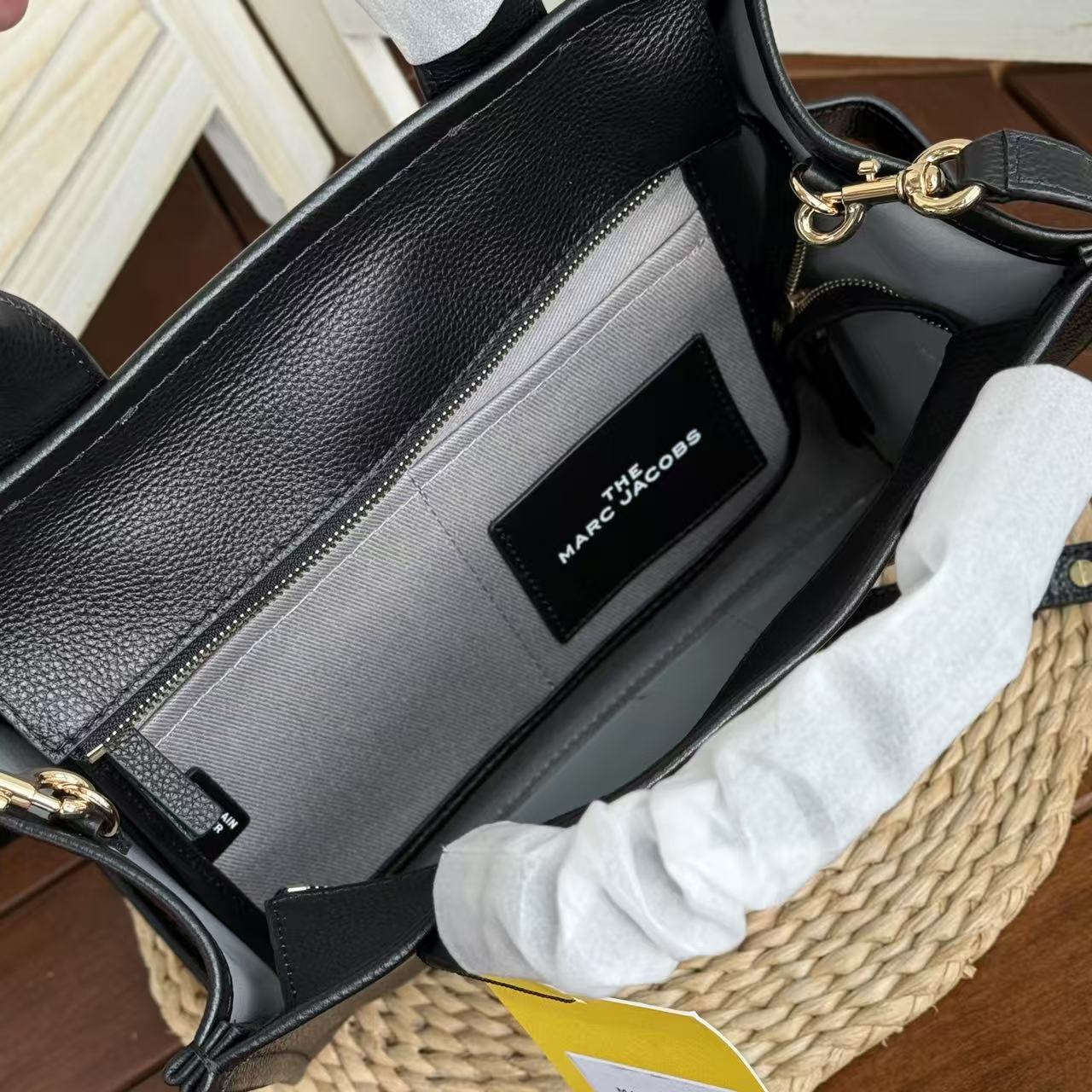Marc Jacobs ～托特皮黑色33cm