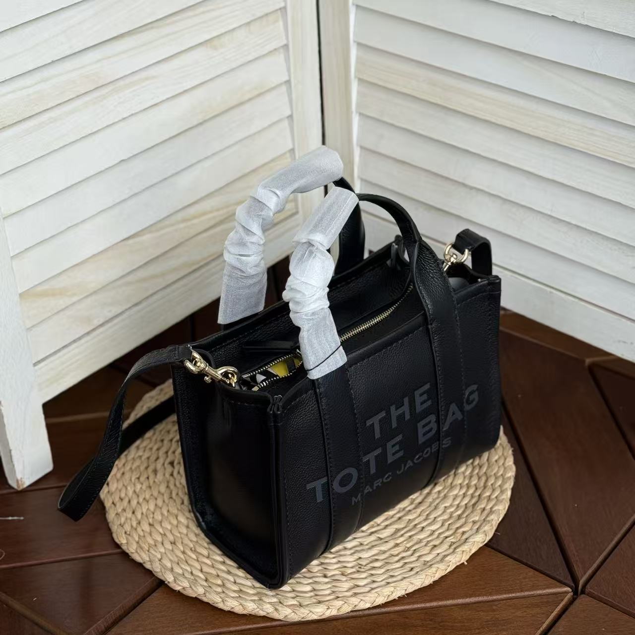 Marc Jacobs ～托特皮黑色迷你号26cm
