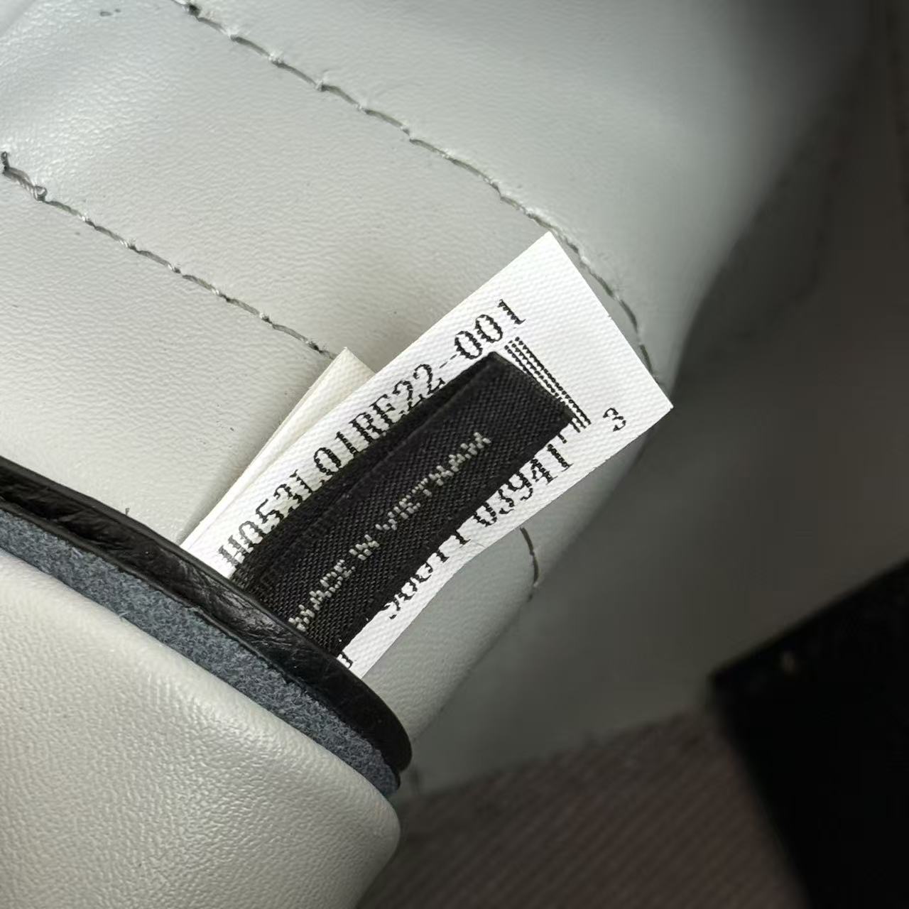 Marc Jacobs ～托特皮超迷你18cm 黑色