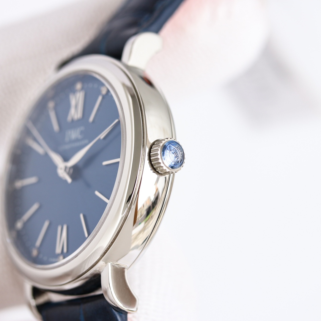 IWC Mandarin 34mm Platinum Watch 2022 with South African Diamonds and Italian Leather. - 图片 6