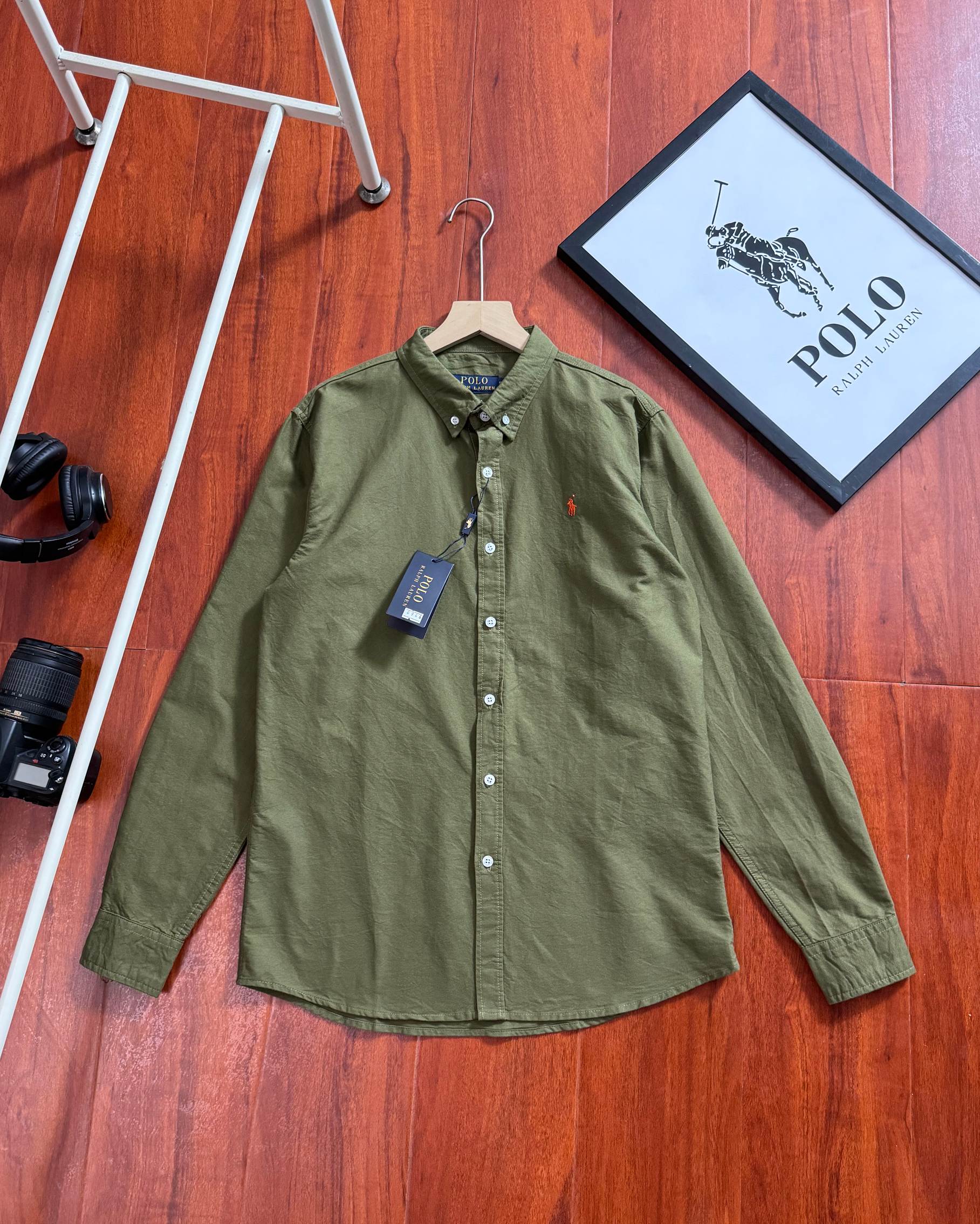 💰135高品质
Ralph Lauren/拉夫劳伦Polo Sport长袖衬衫新款纯棉商务休闲衬衣中青年上衣
牛津纺面料舒服透气吸汗☆立体刺绣爆满。上身效果特别好看
好货不多说☆品质认准我家☆档次象征着一个男人绅士和内涵。
颜色: 白色 黑色 灰色 藏青色 浅蓝色
尺码:M-L-XL-XXL
尺码: M L XL XXL
肩宽 46 48 50 51
胸围 106 112 118 123
衣长 73 76 79 81
袖长 64.5 65 66.5 67
M 建议体重115-130
L 建议体重130-145
XL建议体重155-175
XXL建议体重180-198