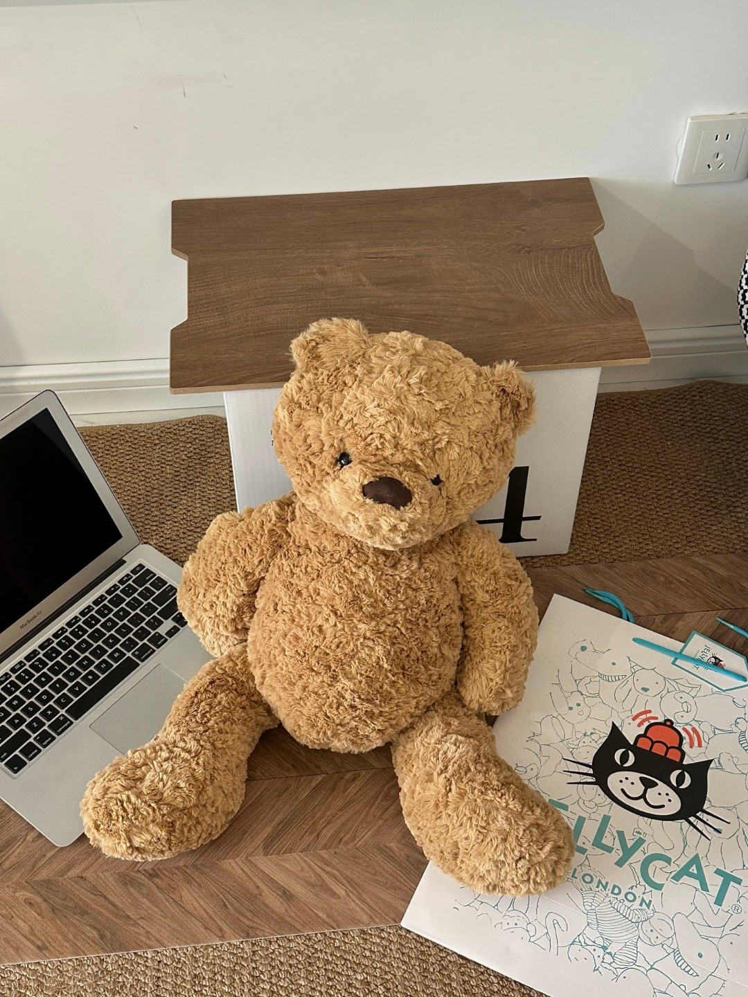 _dpj9sksPqVYosUzZSOf876IiAKoLqLcqyS1-cPg