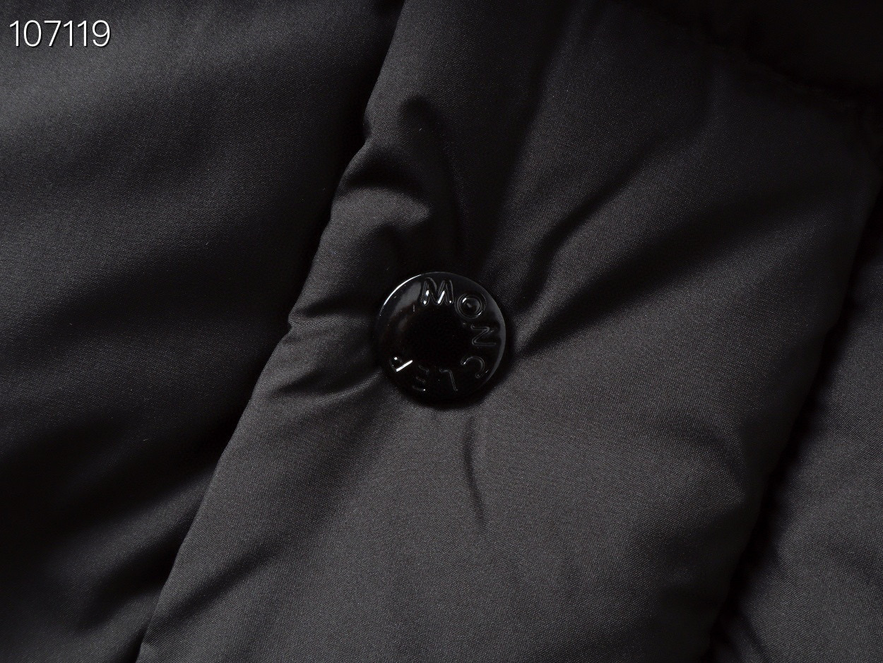 モンクレール短款羽绒服 メンズ・レディース対応 高性能デザイン