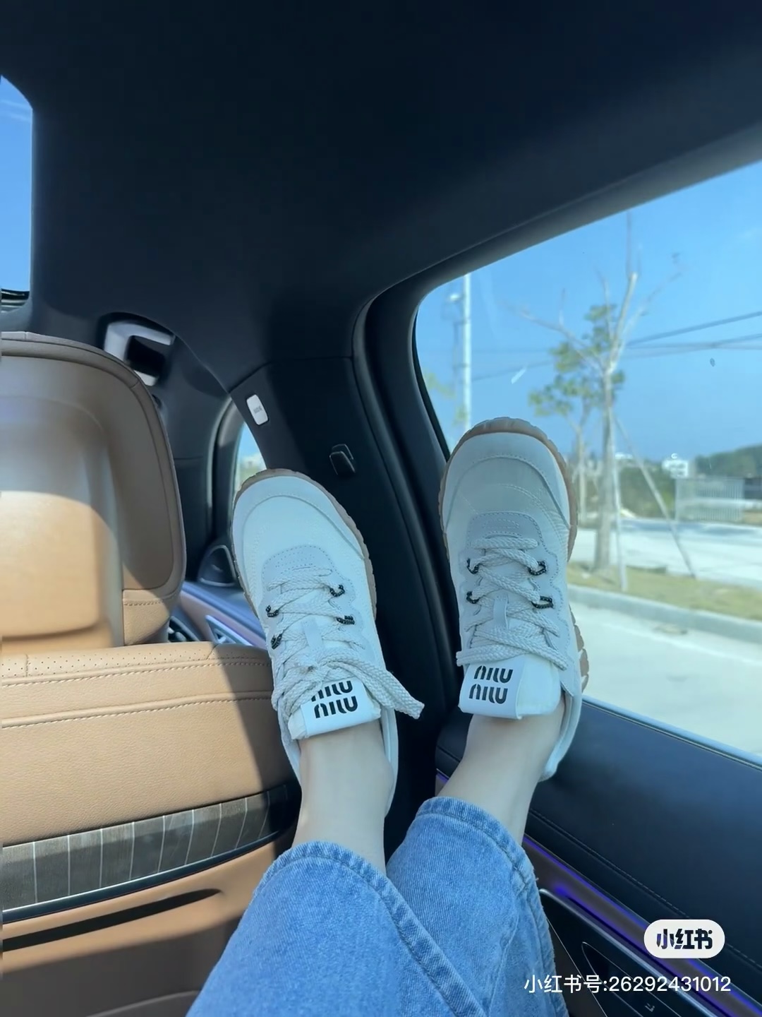 NO:235791,Model foot pictures, casual shoes/sports shoes, sneakers19860909模特上脚图,休闲鞋/运动鞋,sneakers,Women's Shoes