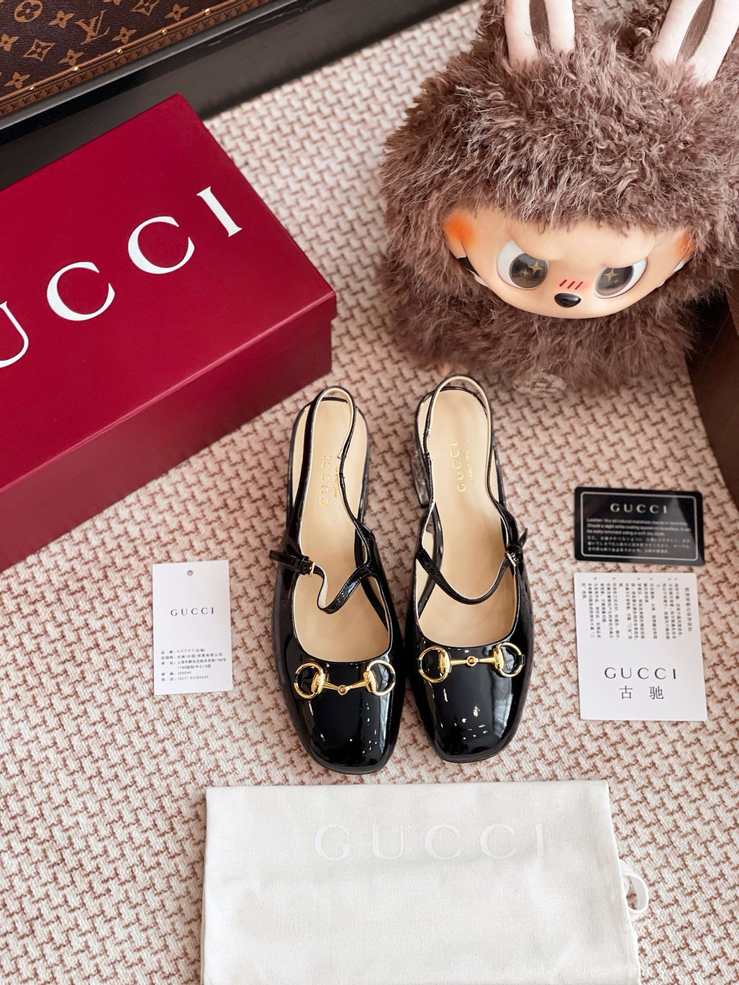 NO:225361,Gucci diamond heel sandals are purchased and developed for Zp, all customized materials, exclusive mold opening sole, all details are shipped together, and even the packaging is the same as the genuine product. Size: 35-40, sandals, gucci, sandals19860909Gucci 钻跟凉鞋整双鞋子采购Zp开发打造,全部定制材料,独家开模大底,细节全部对版出货,连包装也做到跟正品一样.码数:35-40,凉鞋,gucci,sandals,Women's Shoes