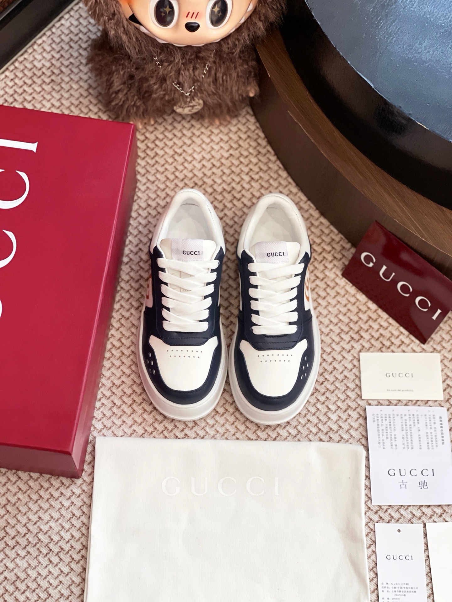 NO:256922,Gucci cookie shoes are purchased and developed and created by Zp, all customized materials, exclusive mold opening sole, all details are shipped together, and even the packaging is the same as the genuine one. Size: Women 35-40 Men 39-44, casual shoes/sports shoes, gucci, sneakers19860909Gucci 饼干鞋整双鞋子采购Zp开发打造,全部定制材料,独家开模大底,细节全部对版出货,连包装也做到跟正品一样.码数:女35-40 男39-44,休闲鞋/运动鞋,gucci,sneakers,Women's Shoes
