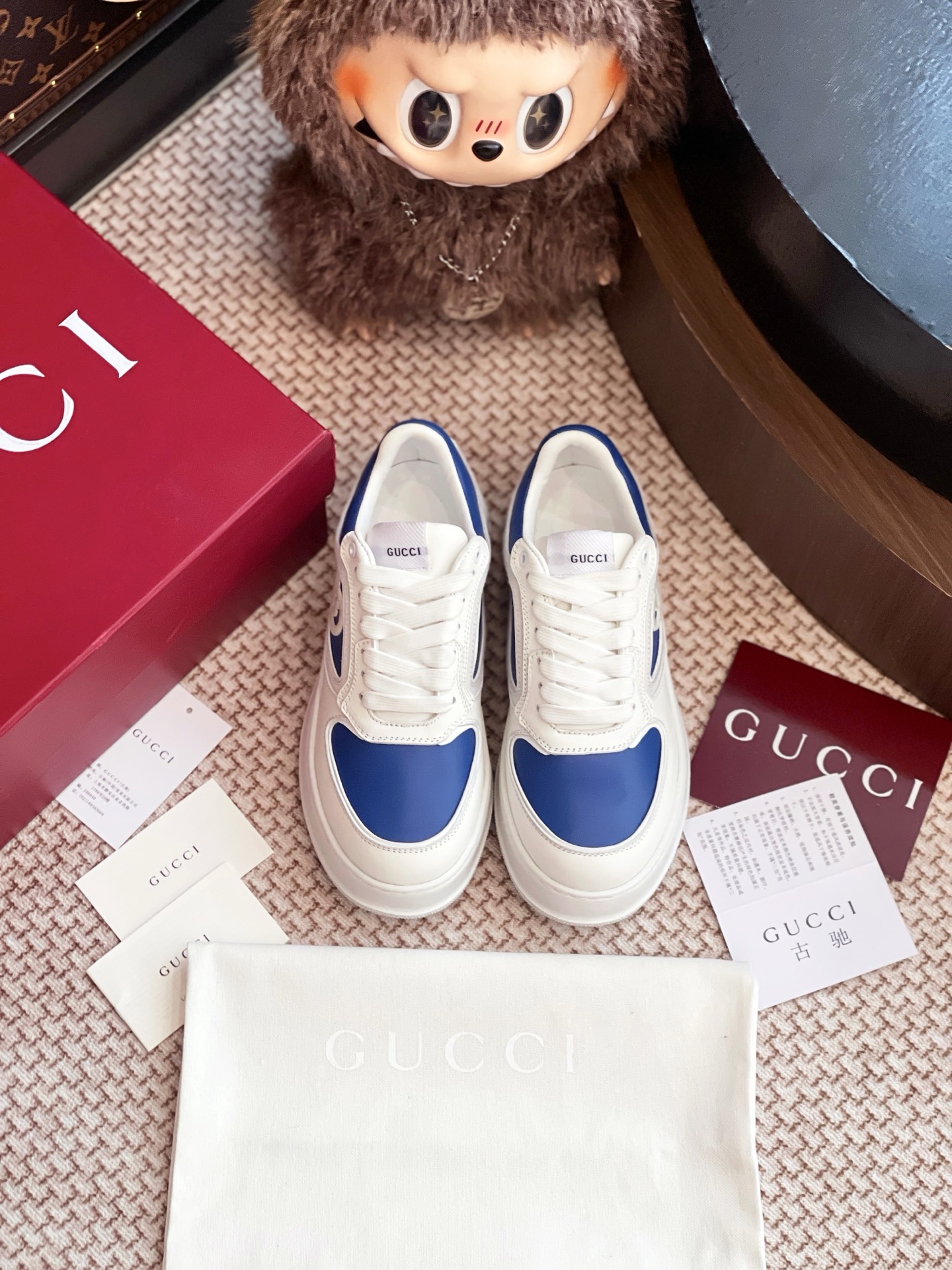 NO:256934,Gucci cookie shoes are purchased and developed and created by Zp, all customized materials, exclusive mold opening sole, all details are shipped together, and even the packaging is the same as the genuine one. Size: Women 35-40 Men 39-44, casual shoes/sports shoes, gucci, sneakers19860909Gucci 饼干鞋整双鞋子采购Zp开发打造,全部定制材料,独家开模大底,细节全部对版出货,连包装也做到跟正品一样.码数:女35-40 男39-44,休闲鞋/运动鞋,gucci,sneakers,Women's Shoes