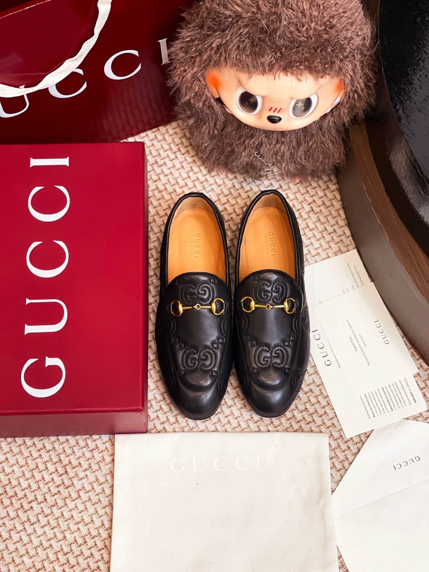 NO:250331,Gucci loafers shoes are purchased and developed and developed by Zp, all customized materials, exclusive mold opening sole, all details are shipped together, and even the packaging is the same as the genuine one. Size: Women's 35-40, Loafers, Gucci, Loafers19860909Gucci乐福鞋整双鞋子采购Zp开发打造,全部定制材料,独家开模大底,细节全部对版出货,连包装也做到跟正品一样.码数:女35-40,乐福鞋,gucci,loafers,Women's Shoes