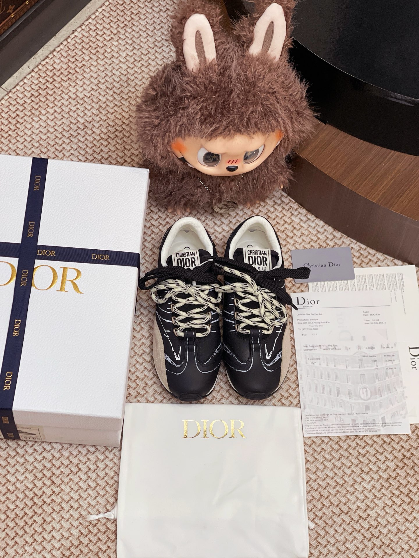 NO:409480,Dior's new sports shoes are purchased and developed and built with Zp, all customized materials, exclusive mold opening sole, all details are shipped together, and even the packaging is the same as the genuine one. Size: 35-40, casual shoes/sports shoes, dior, sneakers19860909Dior 新款运动鞋整双鞋子采购Zp开发打造,全部定制材料,独家开模大底,细节全部对版出货,连包装也做到跟正品一样.码数:35-40,休闲鞋/运动鞋,dior,sneakers,Women's Shoes