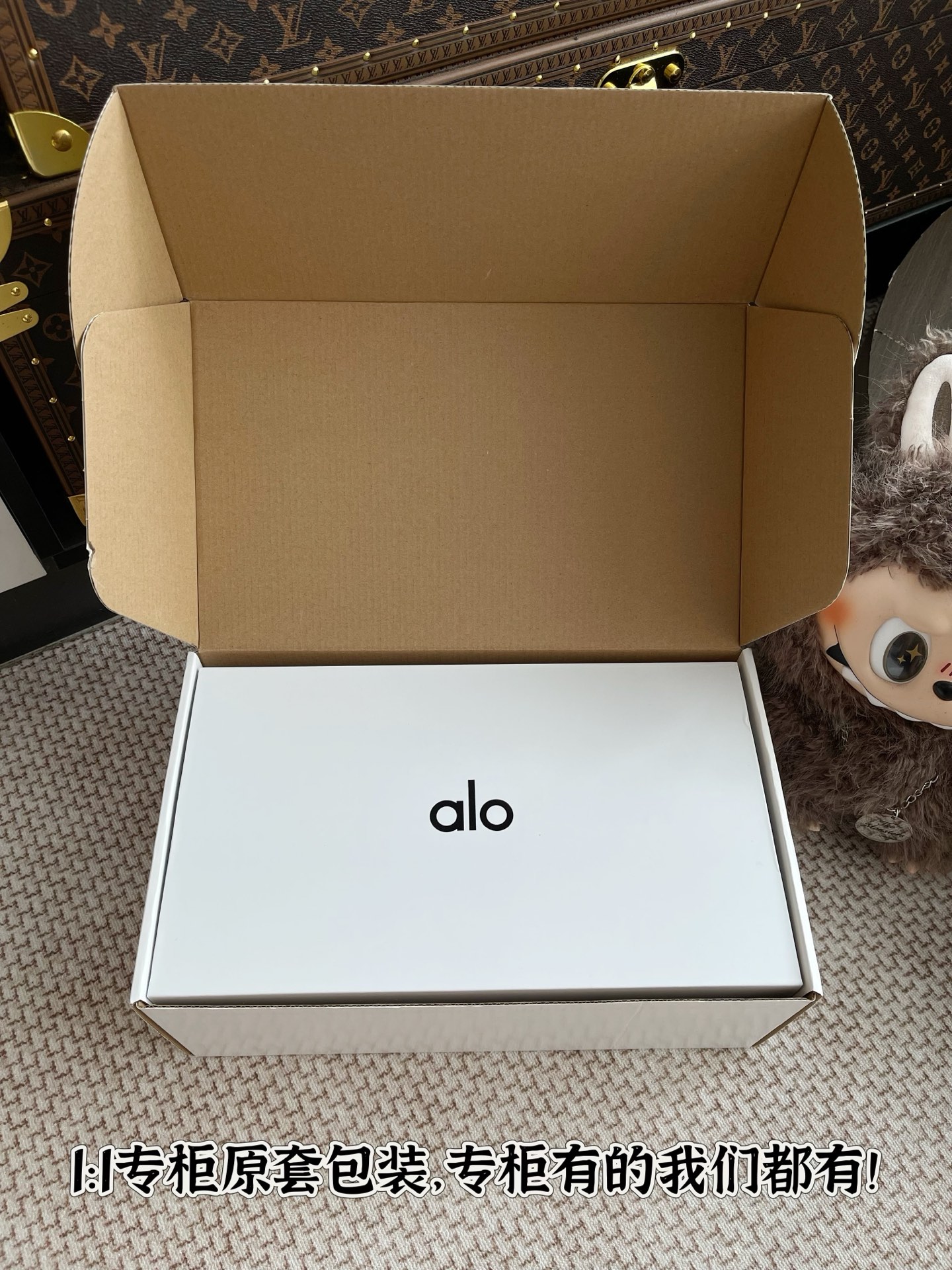 NO:560550,Actual pictures of unboxing for free comparison, half-mooned fur shoes19860909开箱实拍图 随意对比,半拖毛毛鞋,Women's Shoes