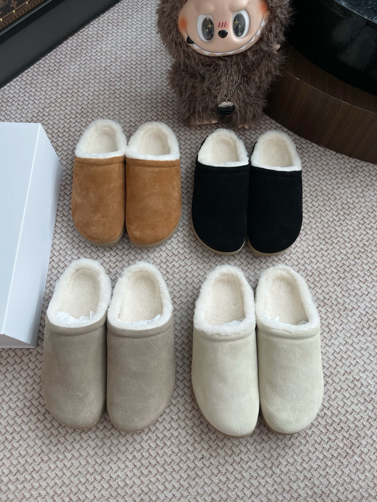 NO:560553,Combination picture: Only original color matching, half-mooned fur shoes19860909组合图 只做原版配色,半拖毛毛鞋,Women's Shoes