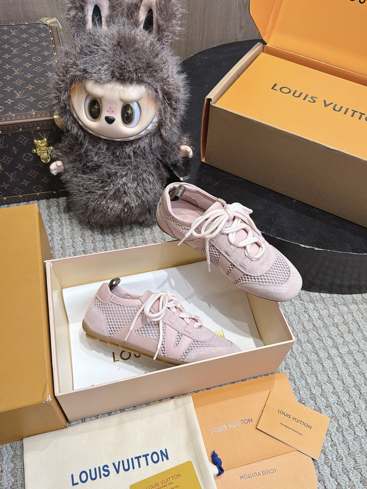 Louis Vuitton Women Shoes