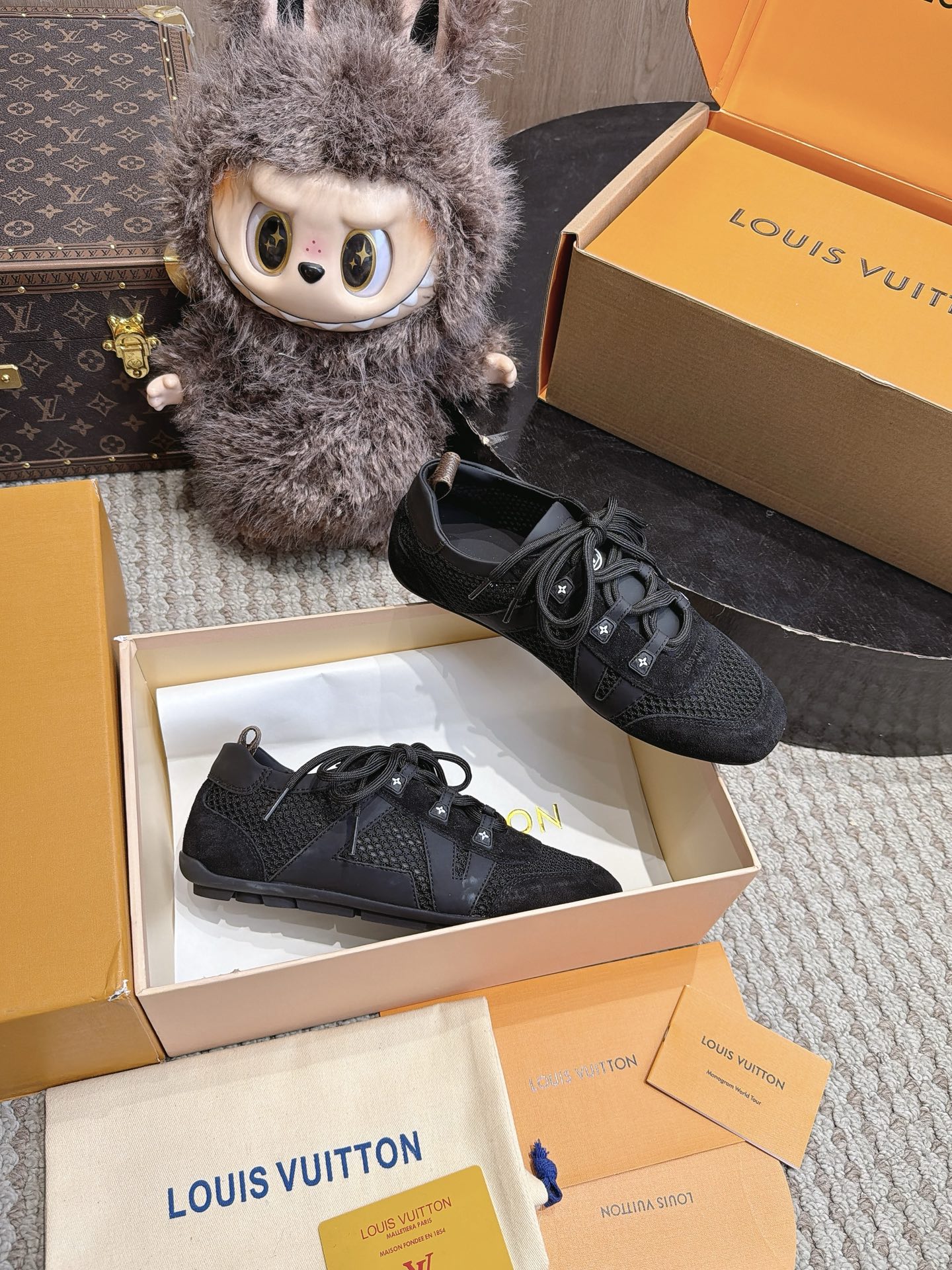 Louis Vuitton Women Shoes