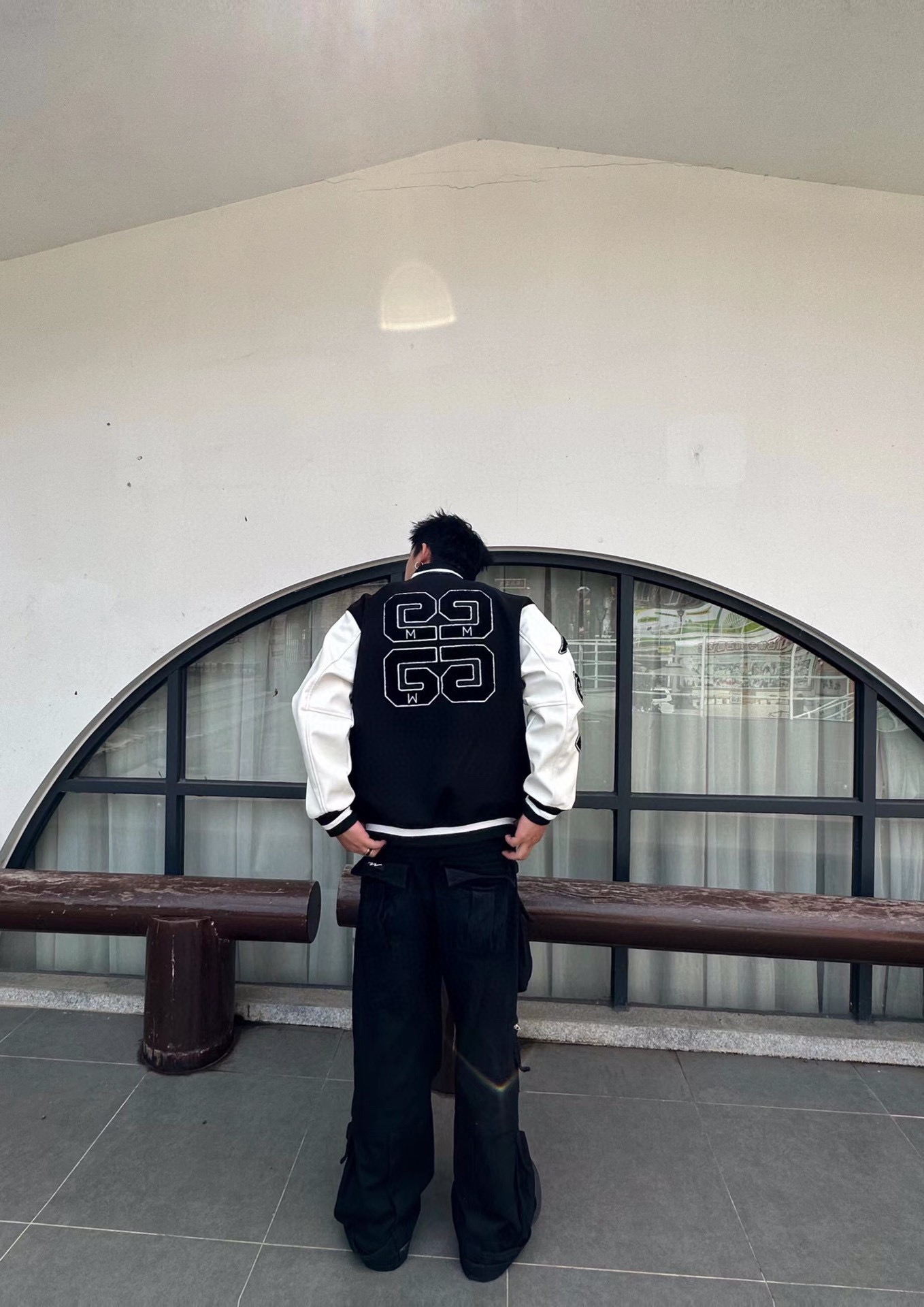 GivenchyGivenchy 23Fw4G large logo baseball uniform coat upper body effect