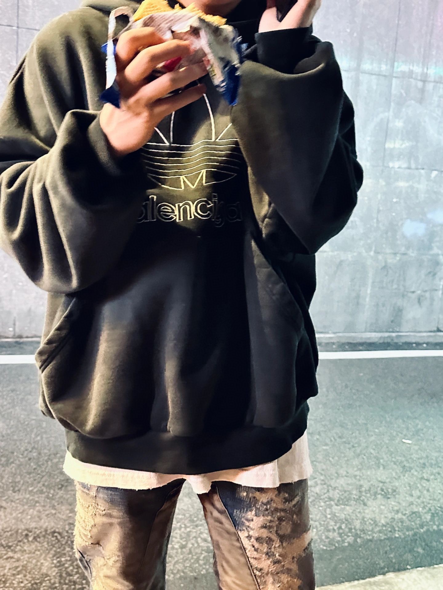 BalenciagaAdidas co-branded clover embroidery hooded hooded hoodie upper body e