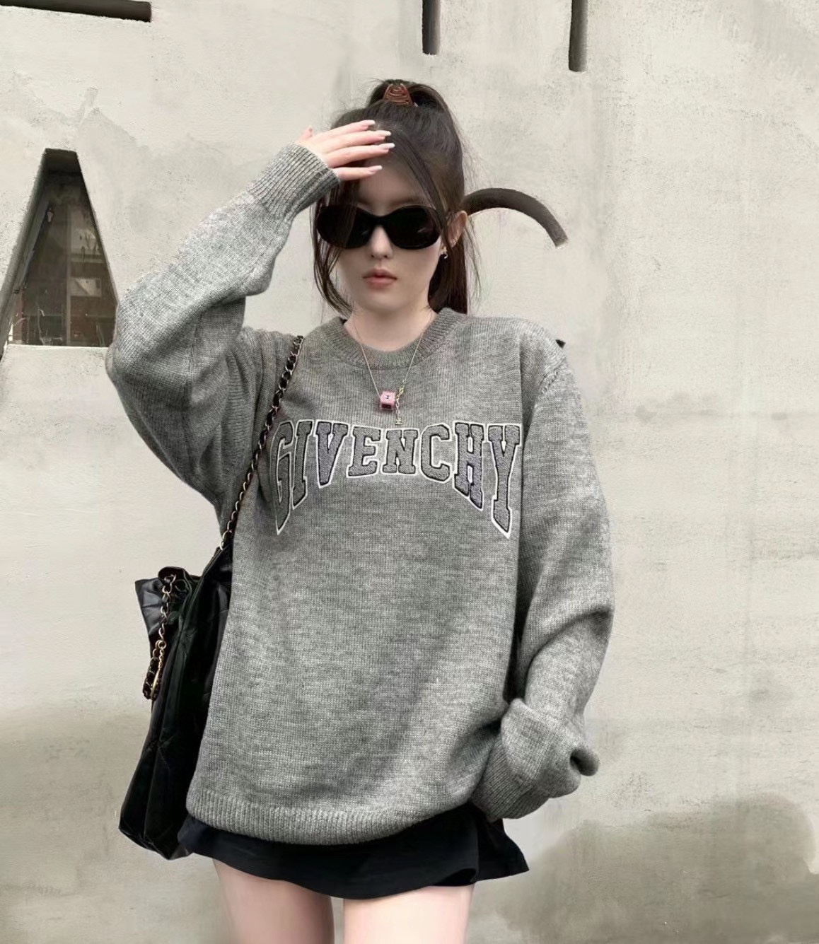 GIVENCHYGivenchy 23Fw towel embroidery logo sweater upper body effect