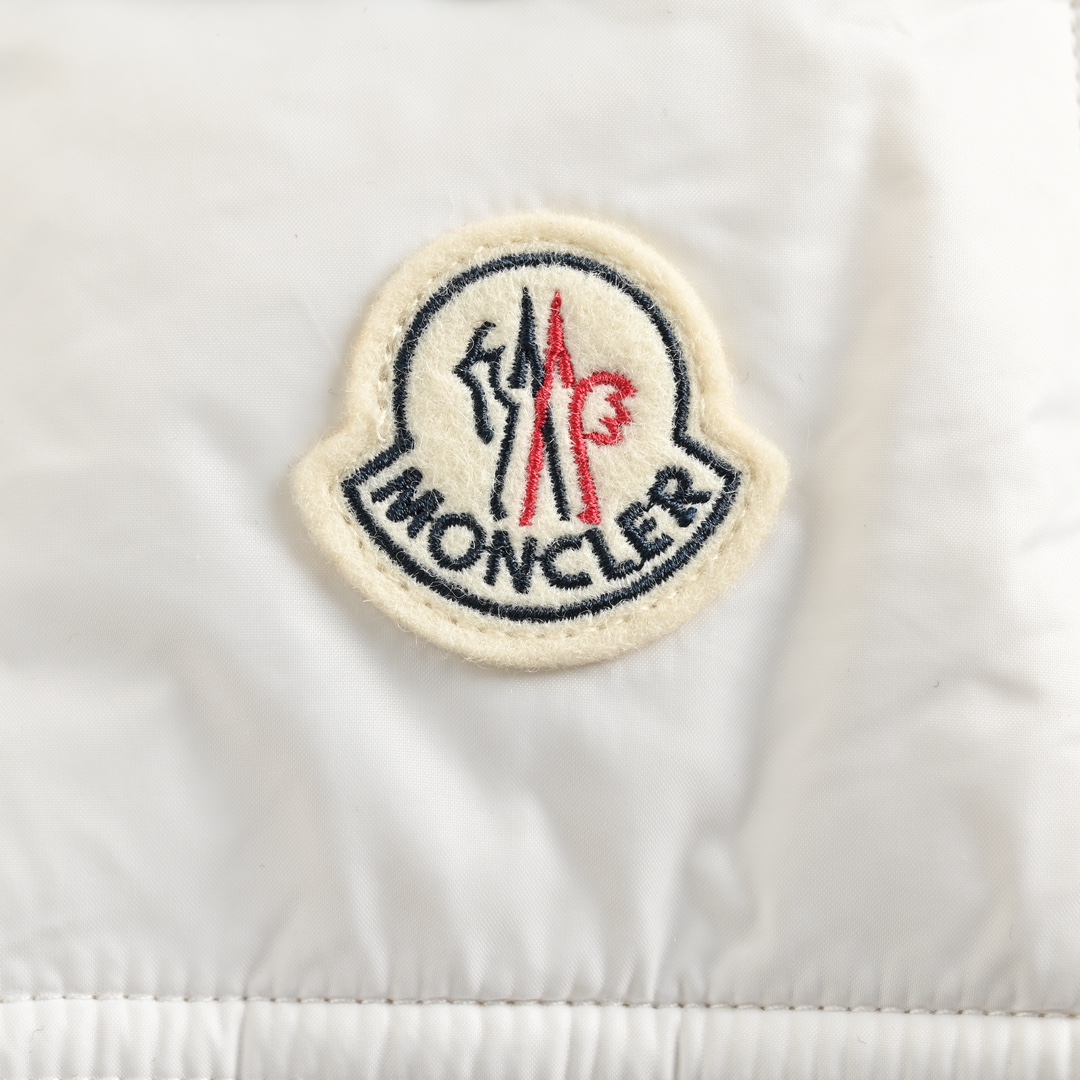 Moncler/蒙口 女款玛雅羽绒服 女士玛雅 经典常青款