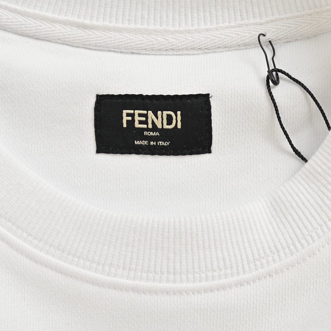 Fendi/芬迪 小怪兽刺绣眼睛圆领卫衣 刺绣小眼睛圆领卫衣经典小怪兽眼睛