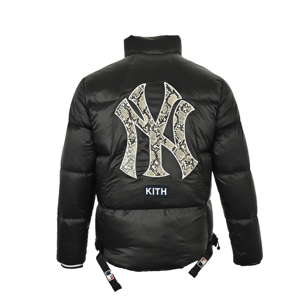 KITH & MLB 联名款蟒纹刺绣字母羽绒服