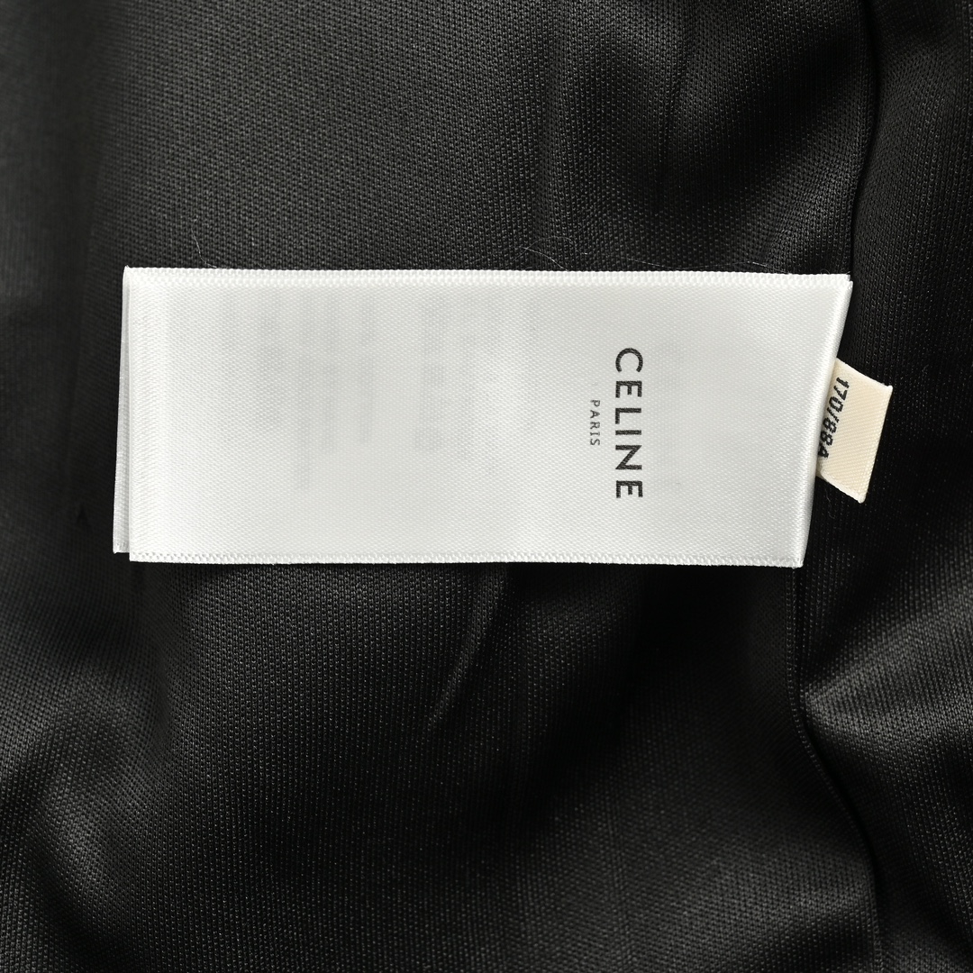 Celine/赛琳 23Fw 刺绣小标红边织带套装外套