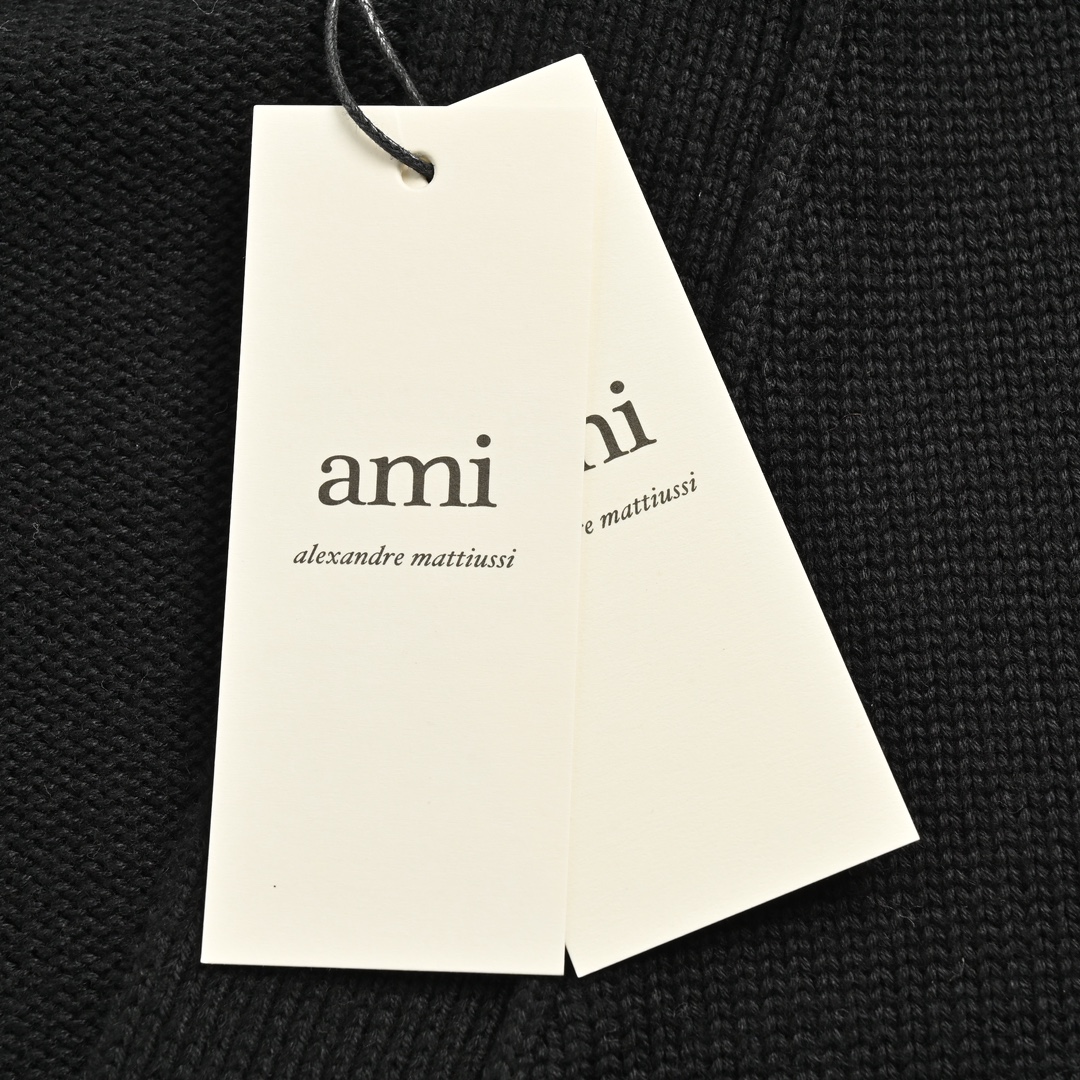 Ami 21Fw 刺绣微标爱心毛衣开衫 秋冬季新款V领针织纯色爱心提花纽扣开衫毛衣