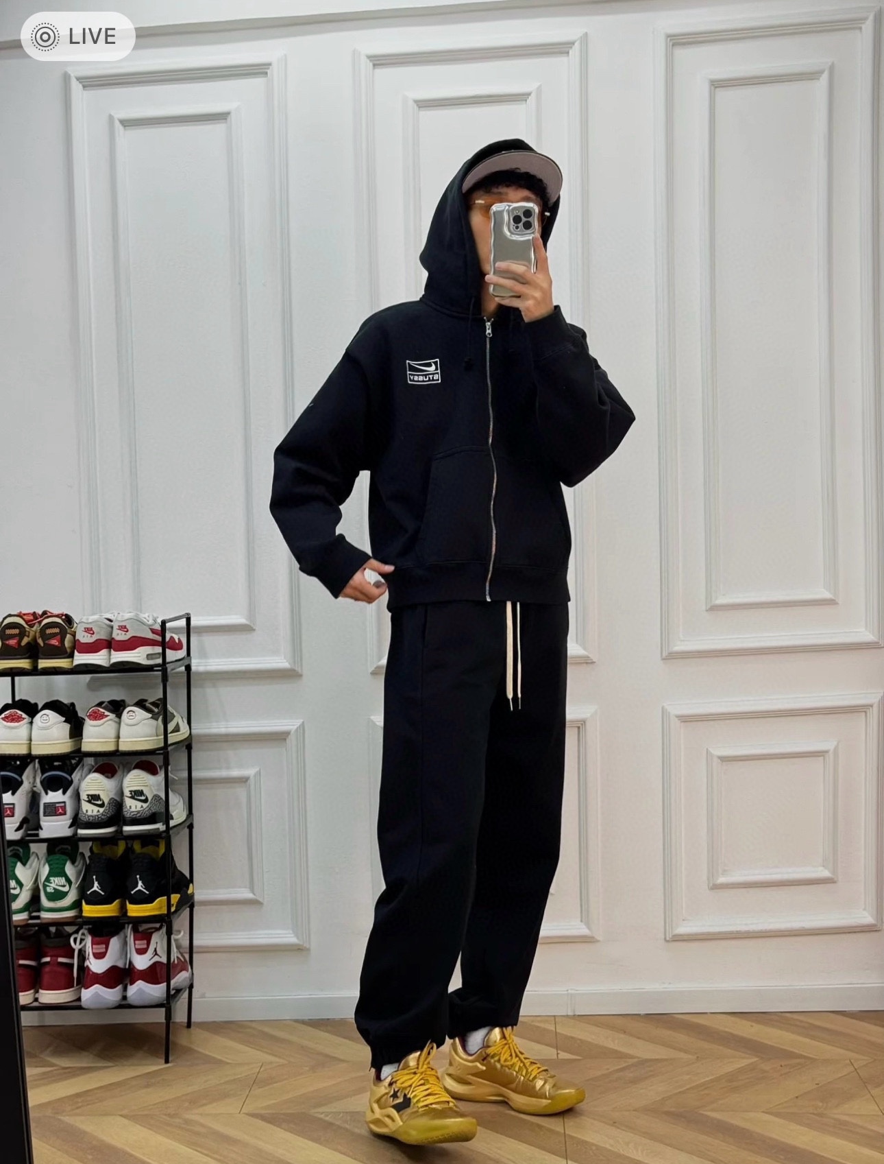 NikeStussy co-branded embroidered logo zipper hoodie coat upper body effect