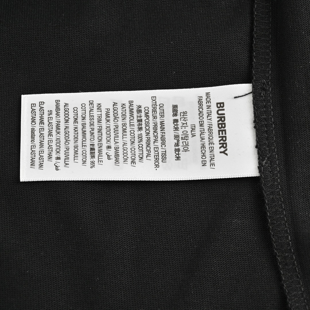 Burberry/巴宝莉 24ss 格纹骑士战马浮雕短袖黑色 白色