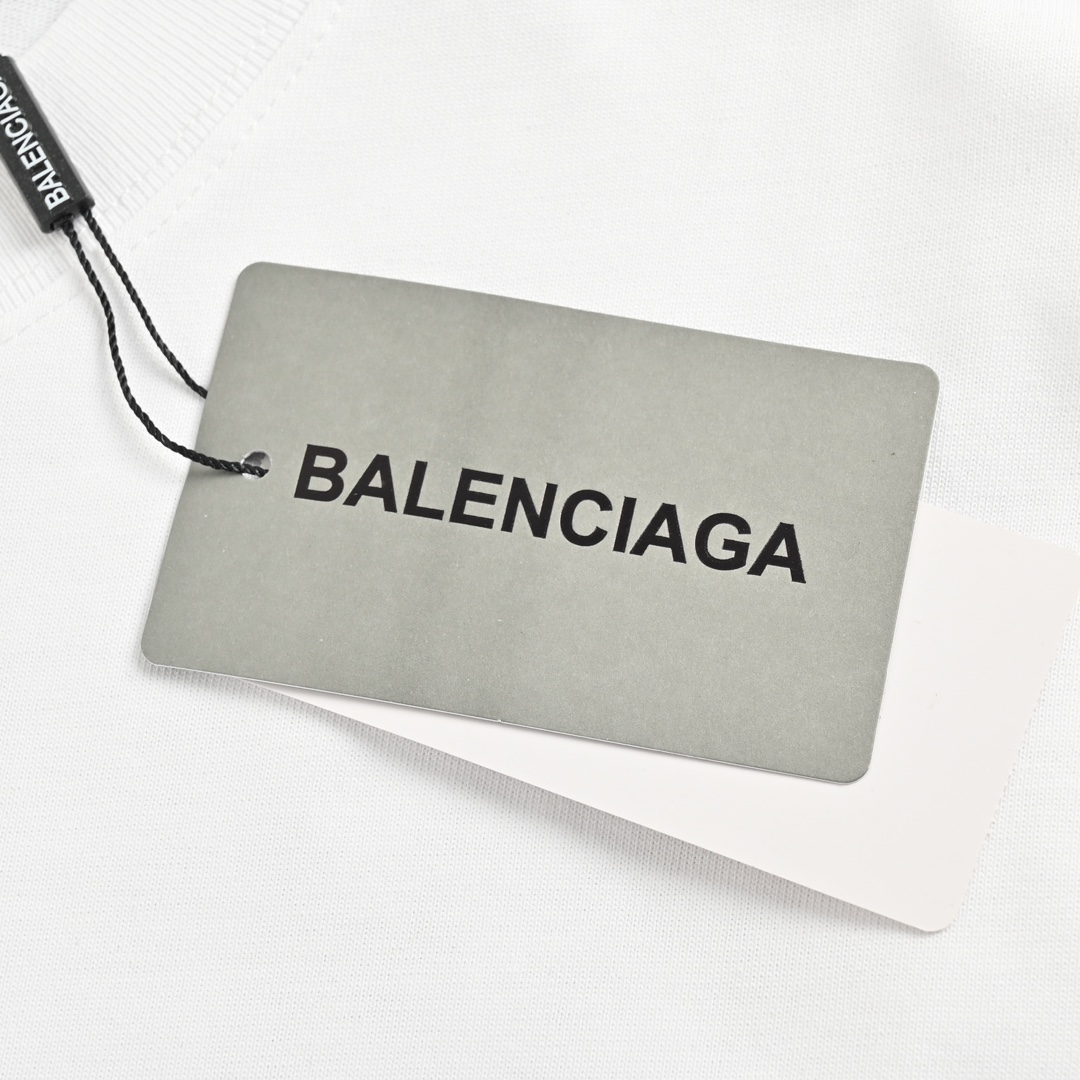 Balenciaga/巴黎世家 24ss 斑驳做旧字母印花短袖