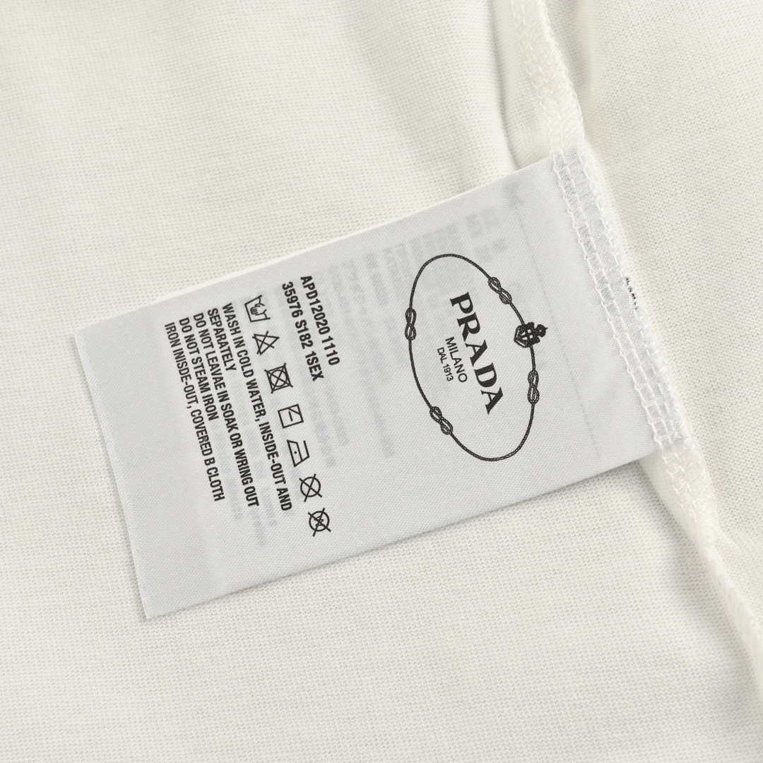 Prada/普拉达 21ss 经典红色硅胶饰条短袖