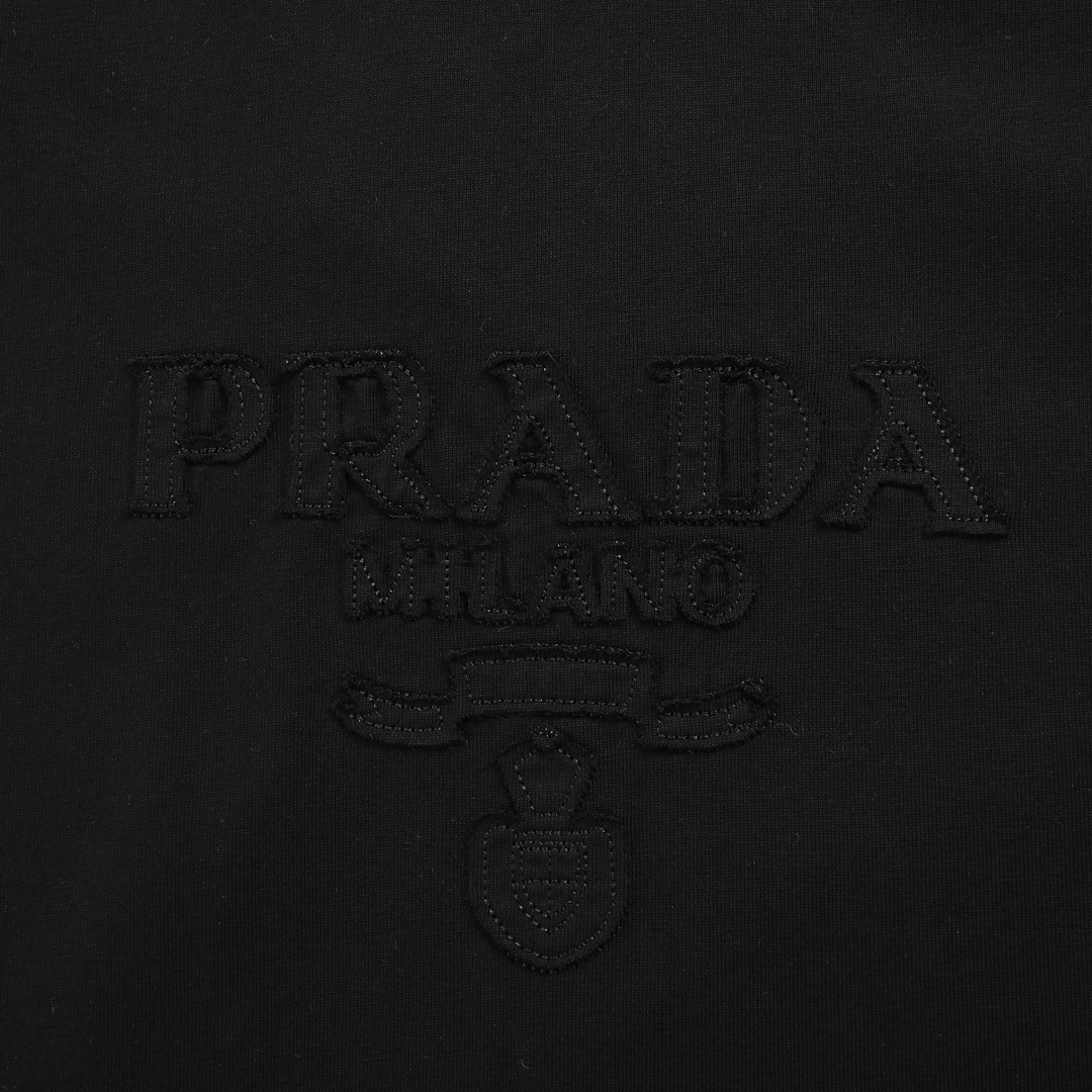 Prada/普拉达 24ss 贴布字母logo短袖 甄选长绒棉纱