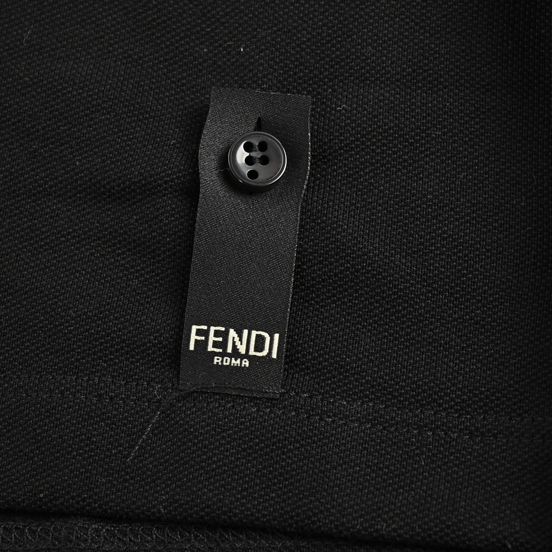 Fendi/芬迪 刺绣黑白眼睛Polo短袖 纯棉面料经典款POLO衫