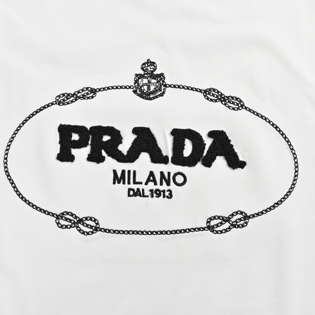 Prada/普拉达 24ss 牙刷绣刺绣字母logo短袖