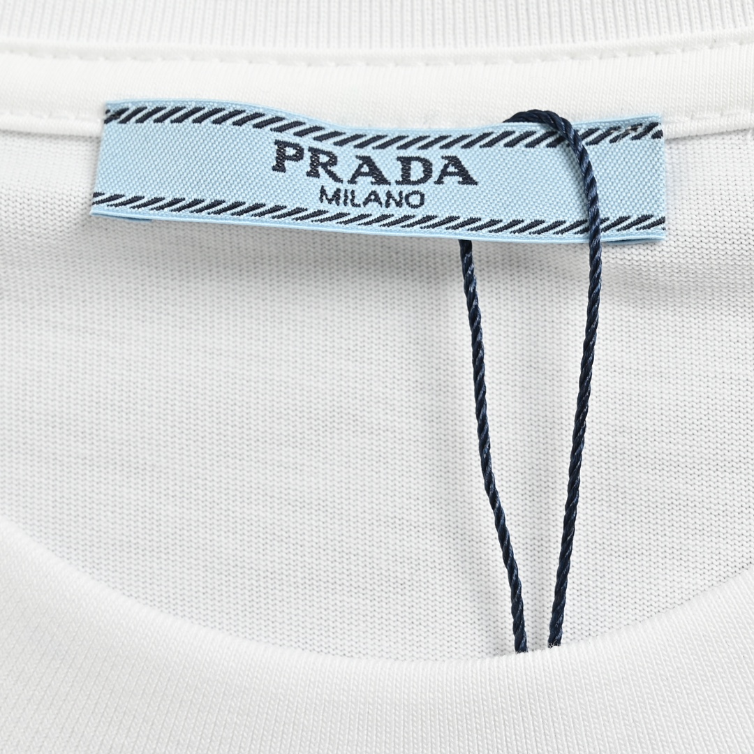 Prada/普拉达 24ss 牙刷绣刺绣字母logo短袖