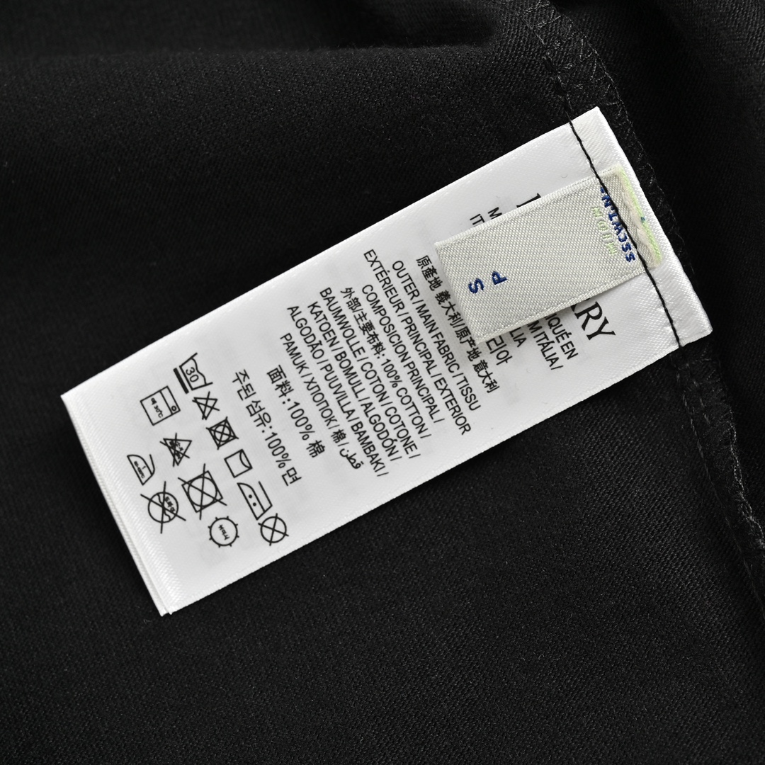 Burberry/巴宝莉 24ss 水果系列大鸭梨印花短袖