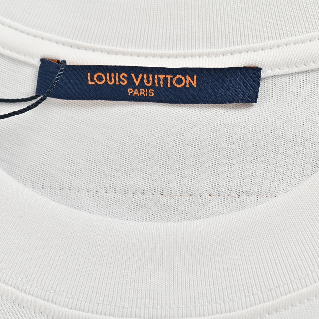 Louis Vuitton/路易威登 领口字母老花浮雕短袖